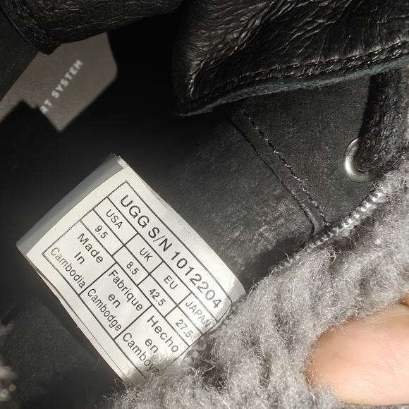 Ugg Roskoe Black Boots Mens 9.5 Snow Boots - Picture 12 of 12